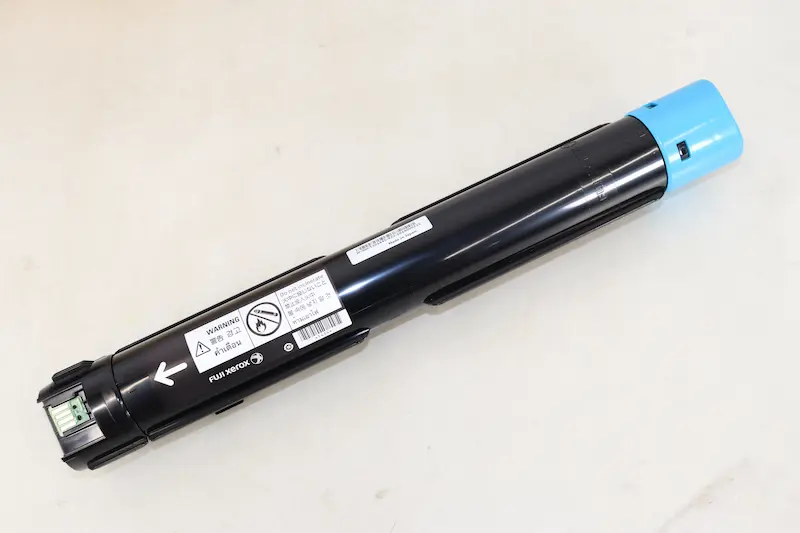 富士フィルム-トナー本体全体画像(シアン)